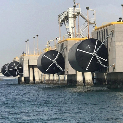 الحاجز الرغوي العائم PU EVA الملون 2000 * 3500mm مصدات حماية المحيط