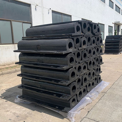 GD نوع المطاط الطبيعي / مصدات قارب حوض SBR 45-95 Shore A SGS Certificate