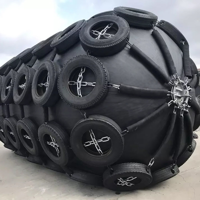 ISO 17357 Yokohama Rubber Fender 4.5 * 9.0M مصدات مطاطية هوائية عائمة