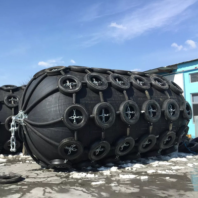 ISO 17357 Yokohama Rubber Fender 4.5 * 9.0M مصدات مطاطية هوائية عائمة