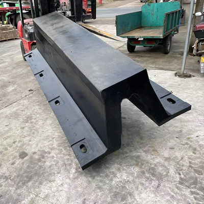 مصدات المطاط البحرية فائقة القوس OEM 1015kN قوة رد الفعل