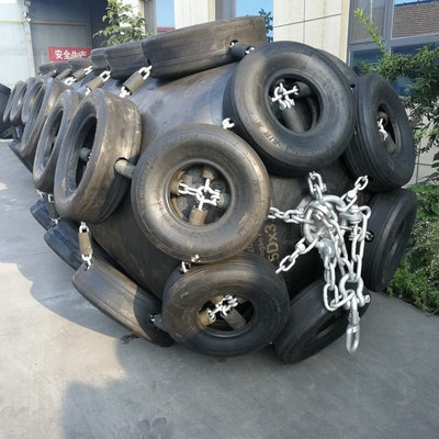 Jetties Marine Dock Floating Yokohama Rubber Fender Iso 17357 50 Kpa