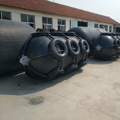 Pianc 2002 Marine 3.3 X 6.5m حوض عائم قارب يوكوهاما مع إطار طائرة