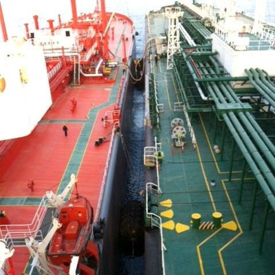 أسطواني Iso17357 قفص الاتهام المطاط الحاجز الأسود اللون 80kpa مصدات حوض البحرية