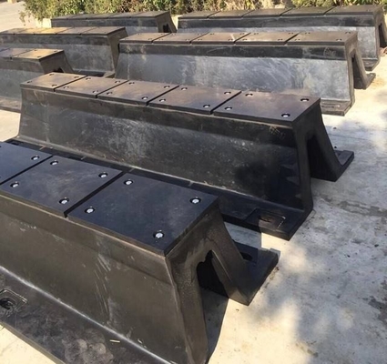 خفيفة الوزن قوس الحاجز دائم المطاط الطبيعي اللون الأسود للسفن البحرية
