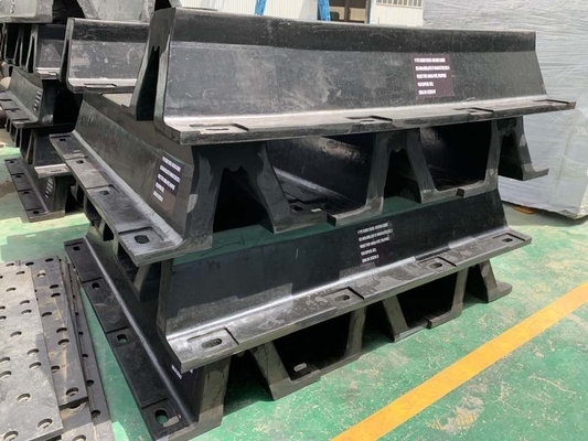OEM مخصص V نوع المطاط البحري درابزين للقوارب