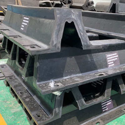 DNV مخصصة من نوع V Fender Marine Dock Rubber Boat Fenders المصد