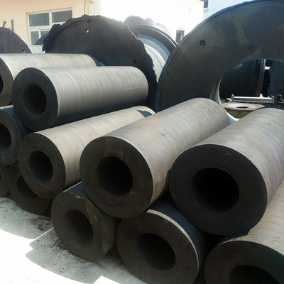 مقاومة الصدمة 600mm أسطوانية الملاحة البحرية أجهزة الدفع الصلبة لعمليات الرصيف