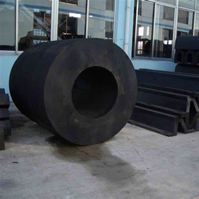 مقاومة الصدمة 600mm أسطوانية الملاحة البحرية أجهزة الدفع الصلبة لعمليات الرصيف