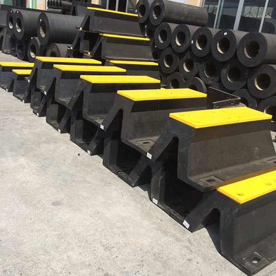 75 الشاطئ أ أيه إم إيه مطاطي رصيف المرفأ طراز V للقوارب