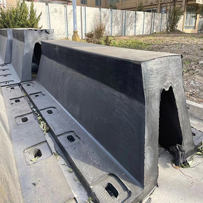 West Bridgestone Anchor V Type Fender امتصاص الطاقة العالية