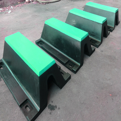 قوس V 3500mm رصيف مطاطي مطاطي مطاطي مطاطي طلاء قارب عائم