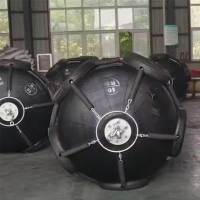 4500mm X 9000mm NR Jumbo Fender امتصاص الطاقة العالي