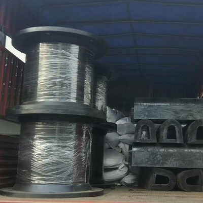 حاجز مطاطي خلوي شديد التحمل مع شفة تثبيت قوية وأداء تخزين ممتاز